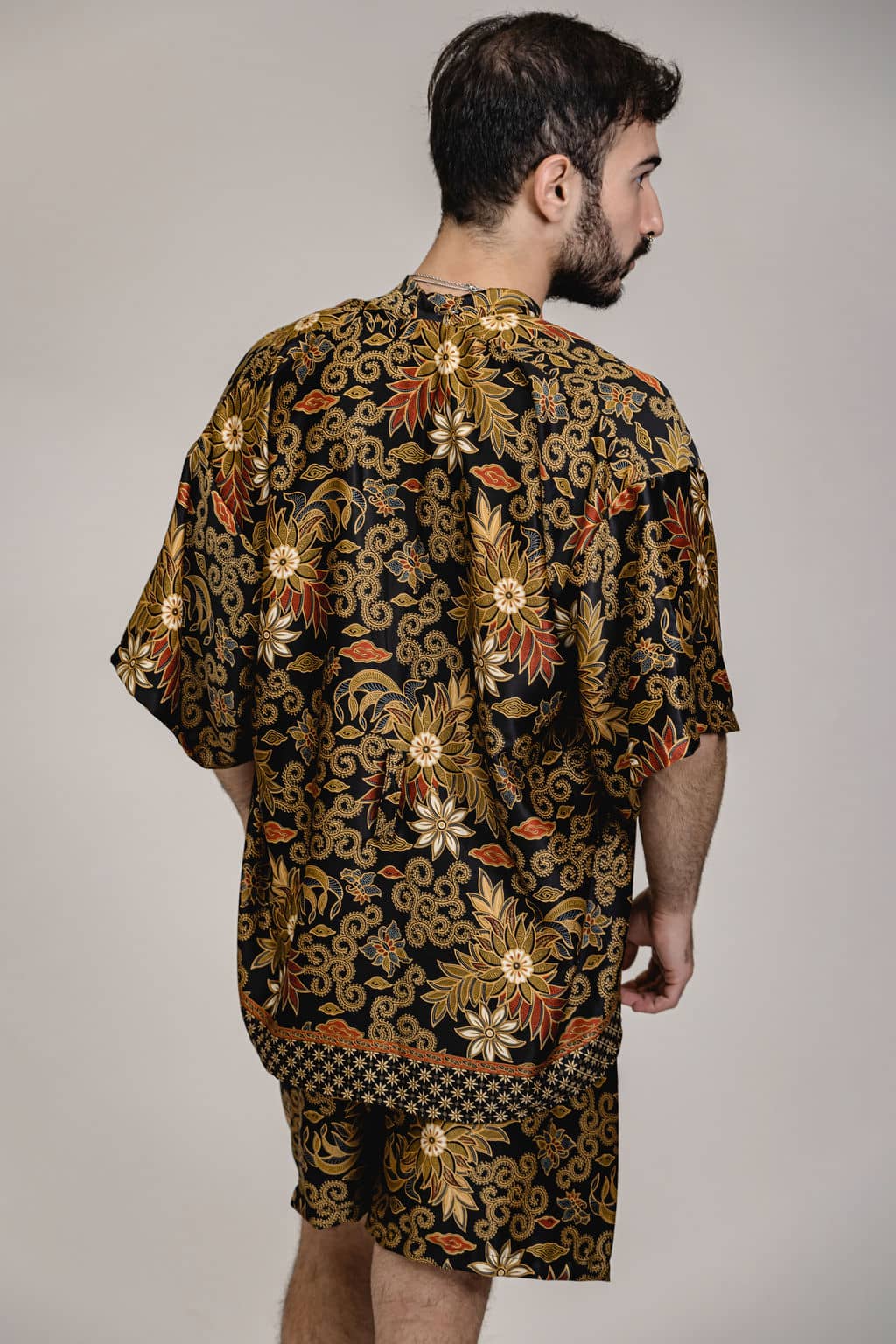 Black Gold Floral Silk Kimono Shorts Set Mens - Lotus