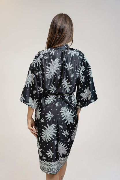 Black White Floral Silk Kimono