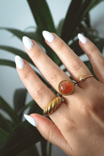 Load image into Gallery viewer, CONCH Shell Ring - Silver

