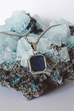Carica l&#39;immagine nel visualizzatore di Gallery, Lapis Lazuli Pendant Chain Necklace - Silver
