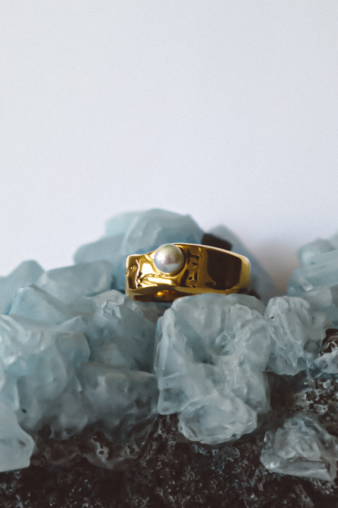 Pearl Aura Ring - Gold