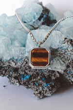 Load image into Gallery viewer, Tiger’s Eye Pendant Chain Necklace - Silver
