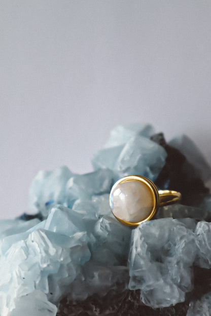 DAYA Moonstone Ring Gold