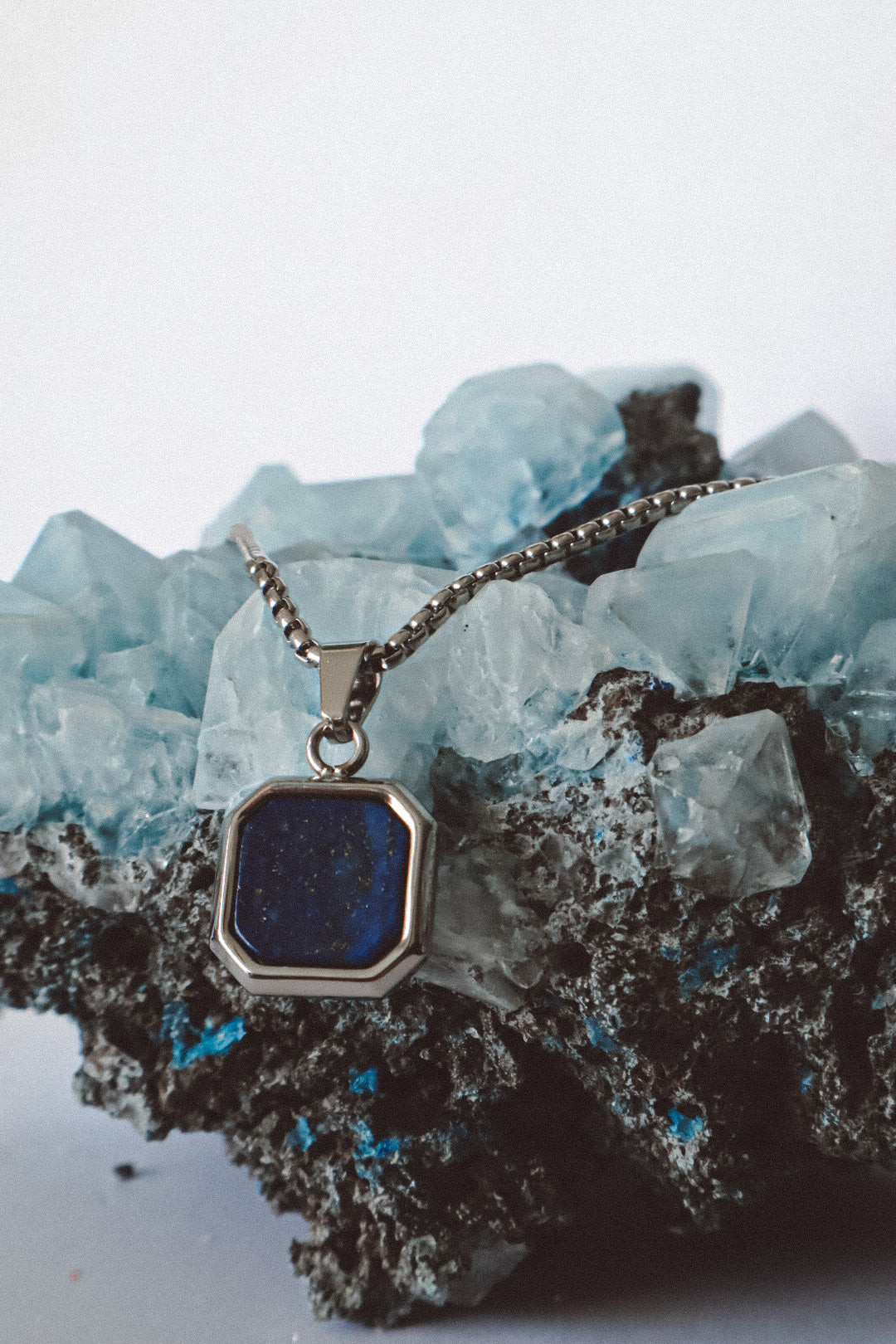 Lapis Lazuli Pendant Chain Necklace - Silver