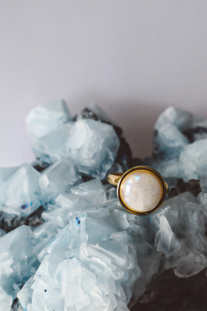 DAYA Moonstone Ring Gold