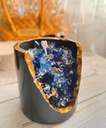 Load image into Gallery viewer, Crystal Geode Candle - Soy Wax

