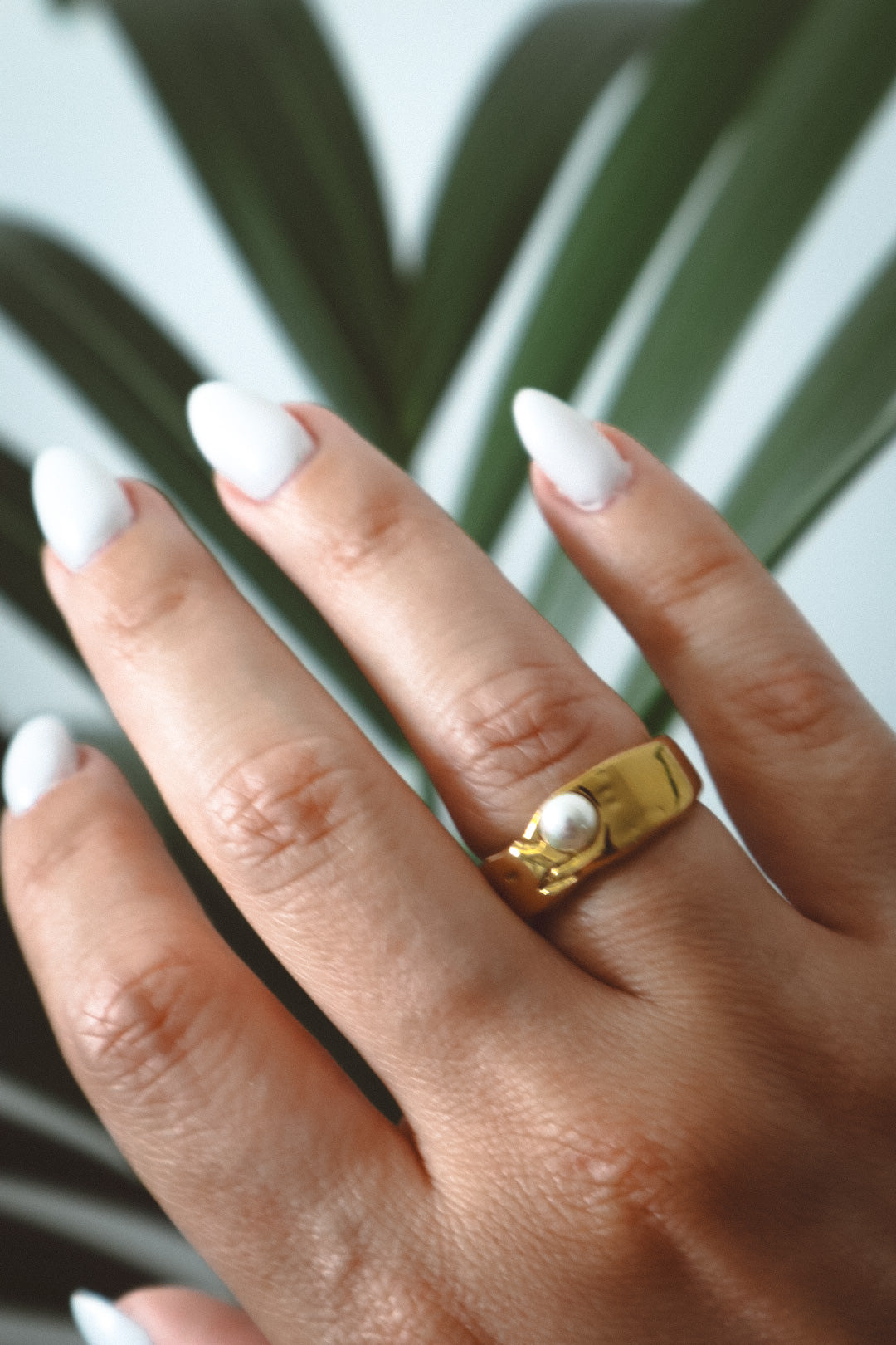Pearl Aura Ring - Gold