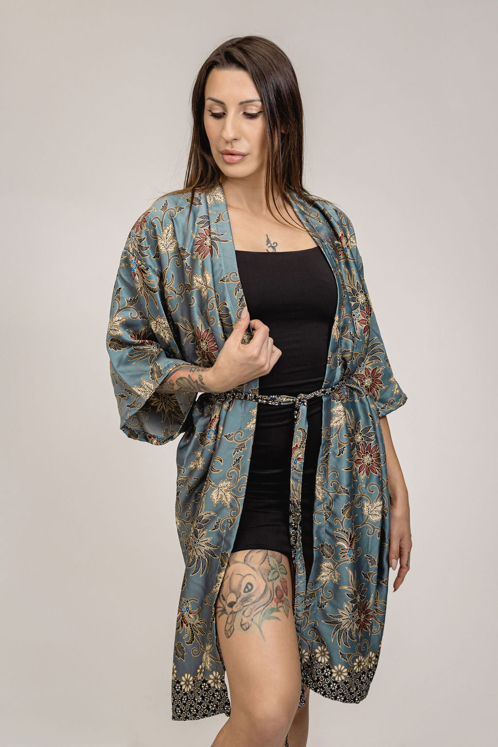 Grey Floral Silk Kimono Robe - Water Lily