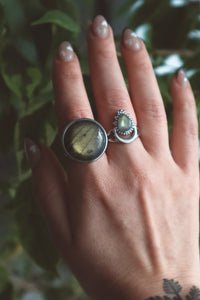 labradorite jewelry , labradorite ring , green labradorite meaning, labradorite benefits, labradorite engagement rings, labradorite gemstone rings, 