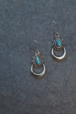 Load image into Gallery viewer, Chandra Rainbow Moonstone X 925 Silver Earrings
