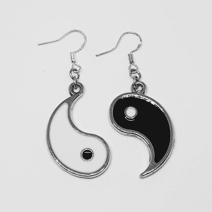 Yin and Yang Earrings Set