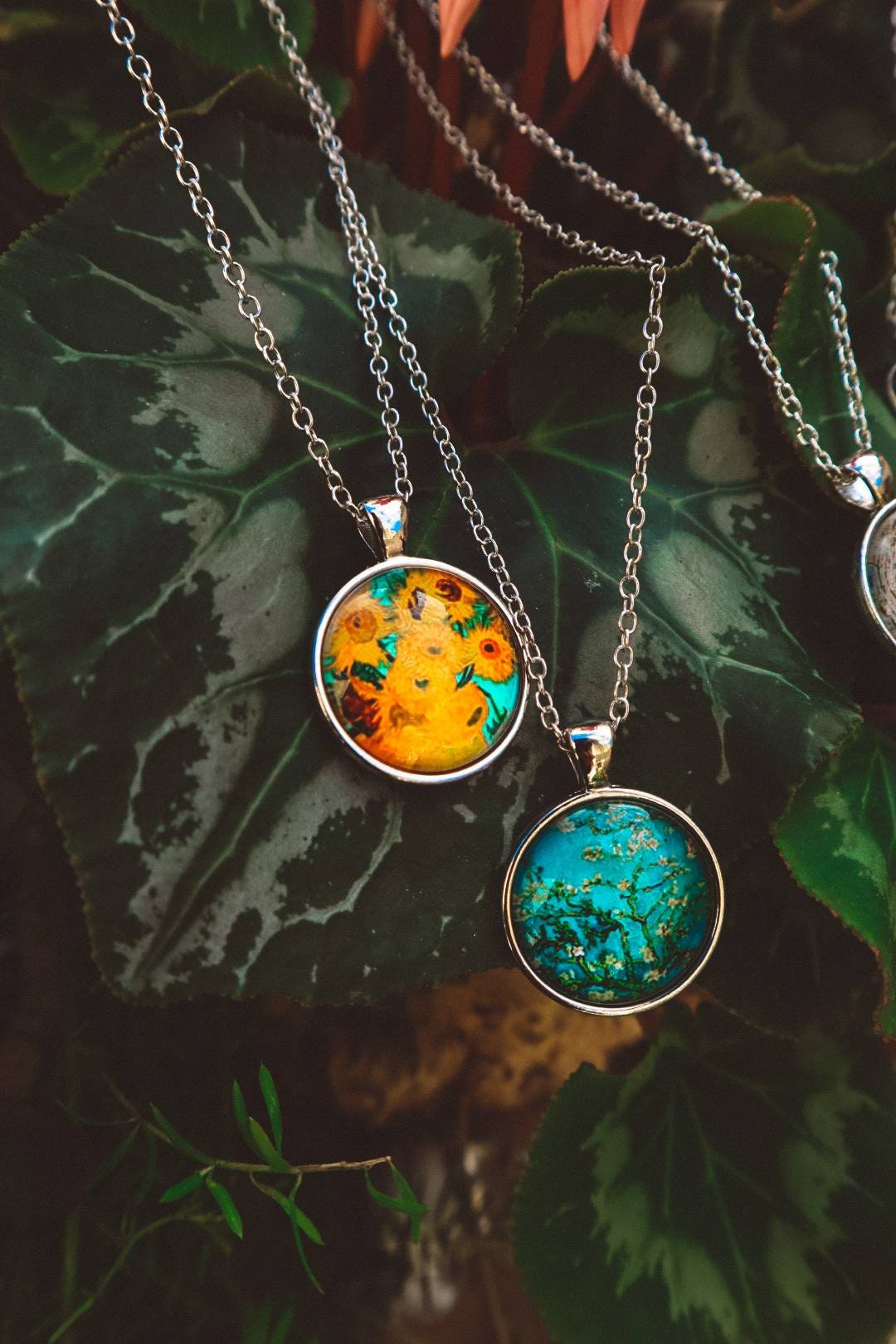 Vincent Van Gogh Art Prints Pendant Necklaces - Silver