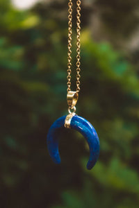 Lapis Lazuli Crescent Moon O Ring Choker - Gold