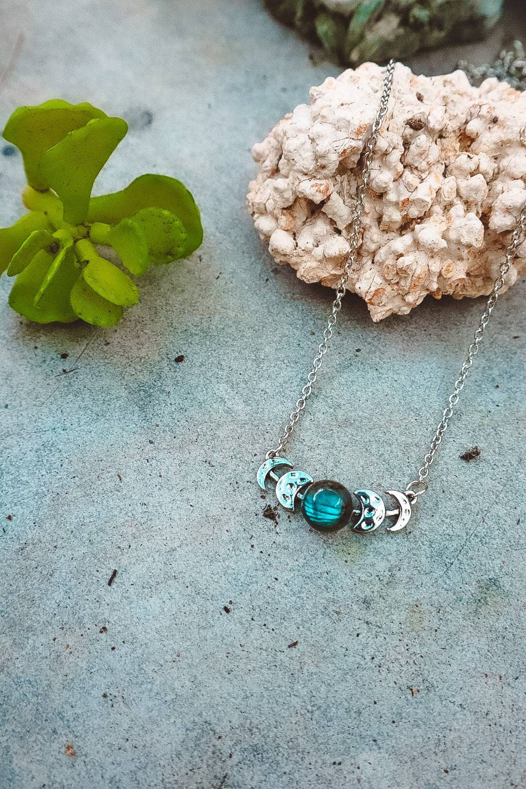 MOON PHASES Rainbow Moonstone Necklace Silver