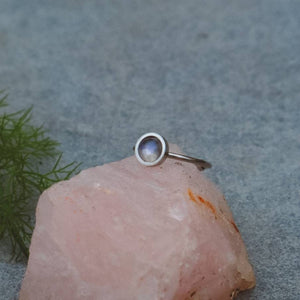 Moonstone Minimal Ring - Silver