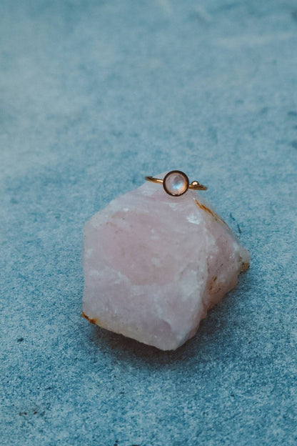 ODESSA Rainbow Moonstone Ring Rose Gold