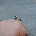 Load image into Gallery viewer, Blue Labradorite Minimal Ring - Silver
