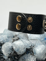 Load image into Gallery viewer, Labradorite Cuff Bracelet - Black/Gold
