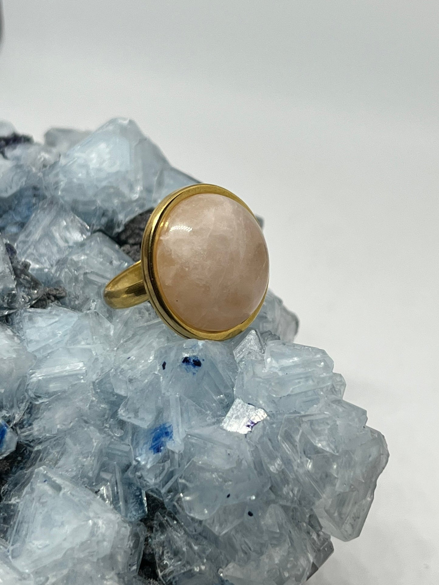 AYA Rose Quartz Statement Ring Gold