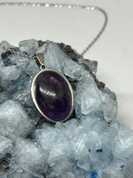 Load image into Gallery viewer, Amethyst Oval Pendant Necklace - Silver
