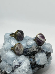 Chevron Amethyst Bronze Ring, oval gemstone ring bronze, chevron amethyst jewelry bronze, chevron amethyst gemstone, bronze ring women