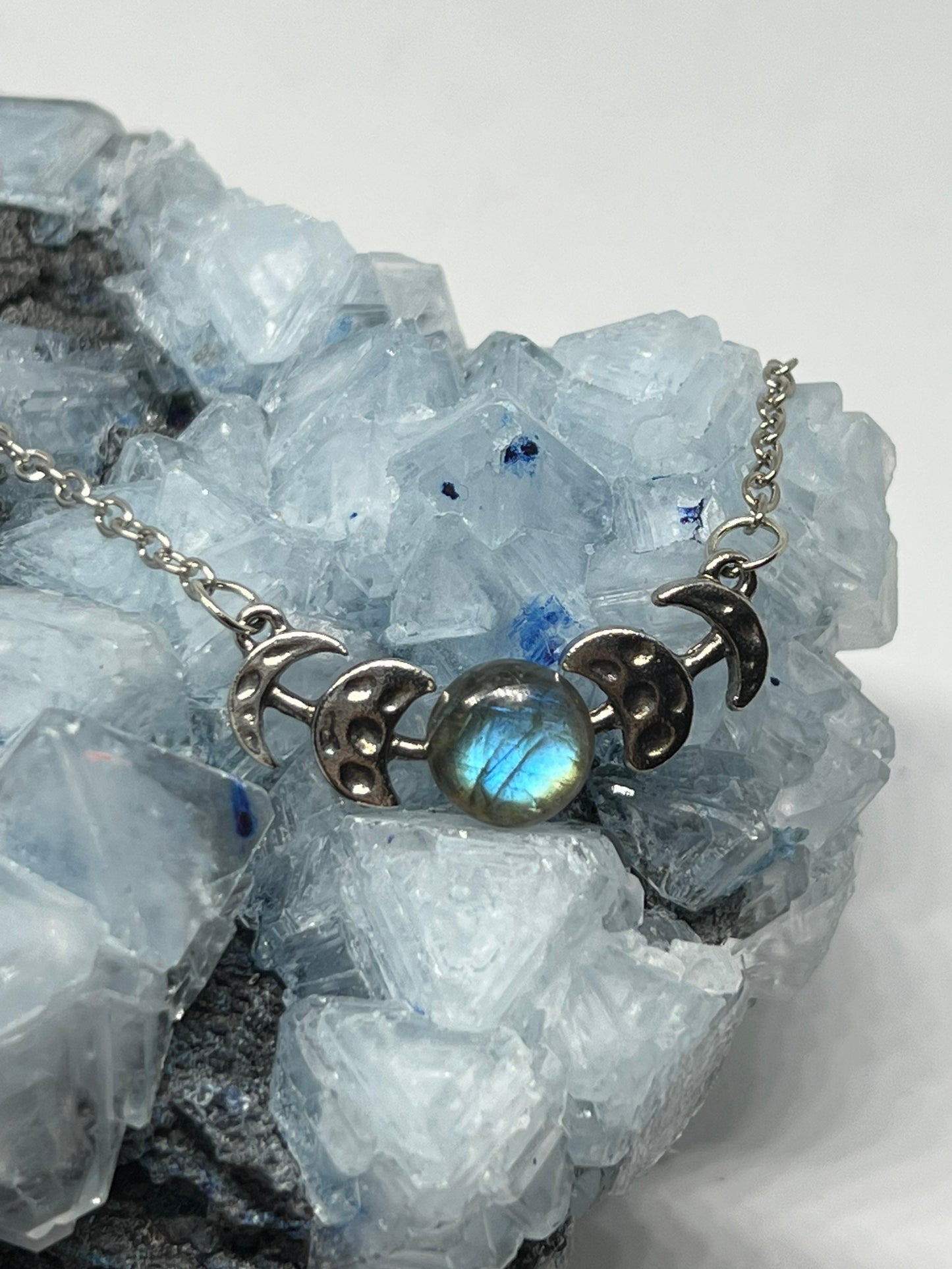 MOON PHASES Rainbow Moonstone Necklace Silver