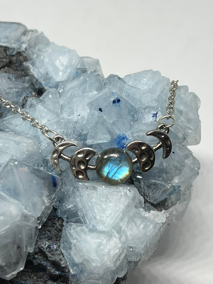MOON PHASES Rainbow Moonstone Necklace Silver