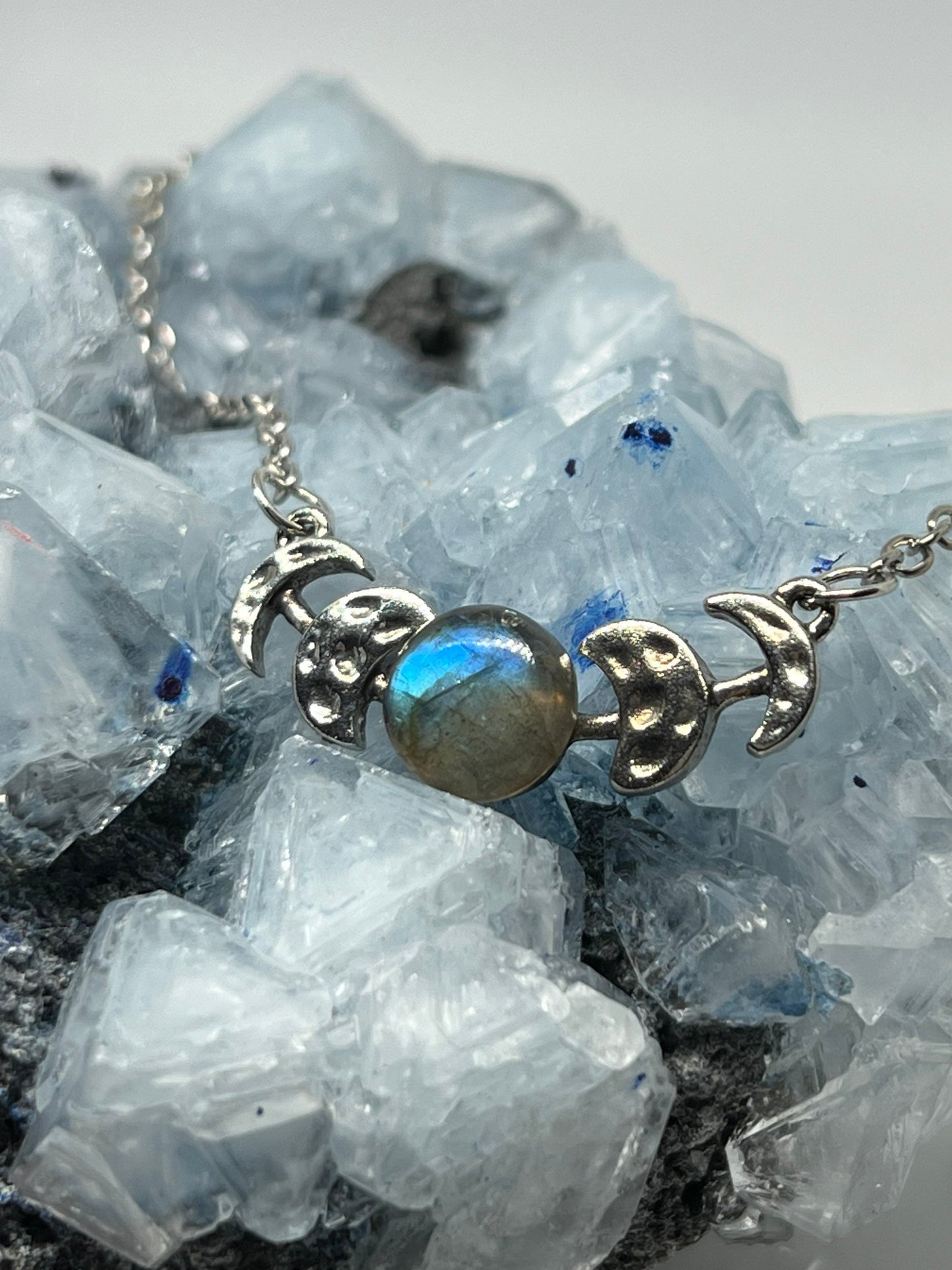 MOON PHASES Rainbow Moonstone Necklace Silver