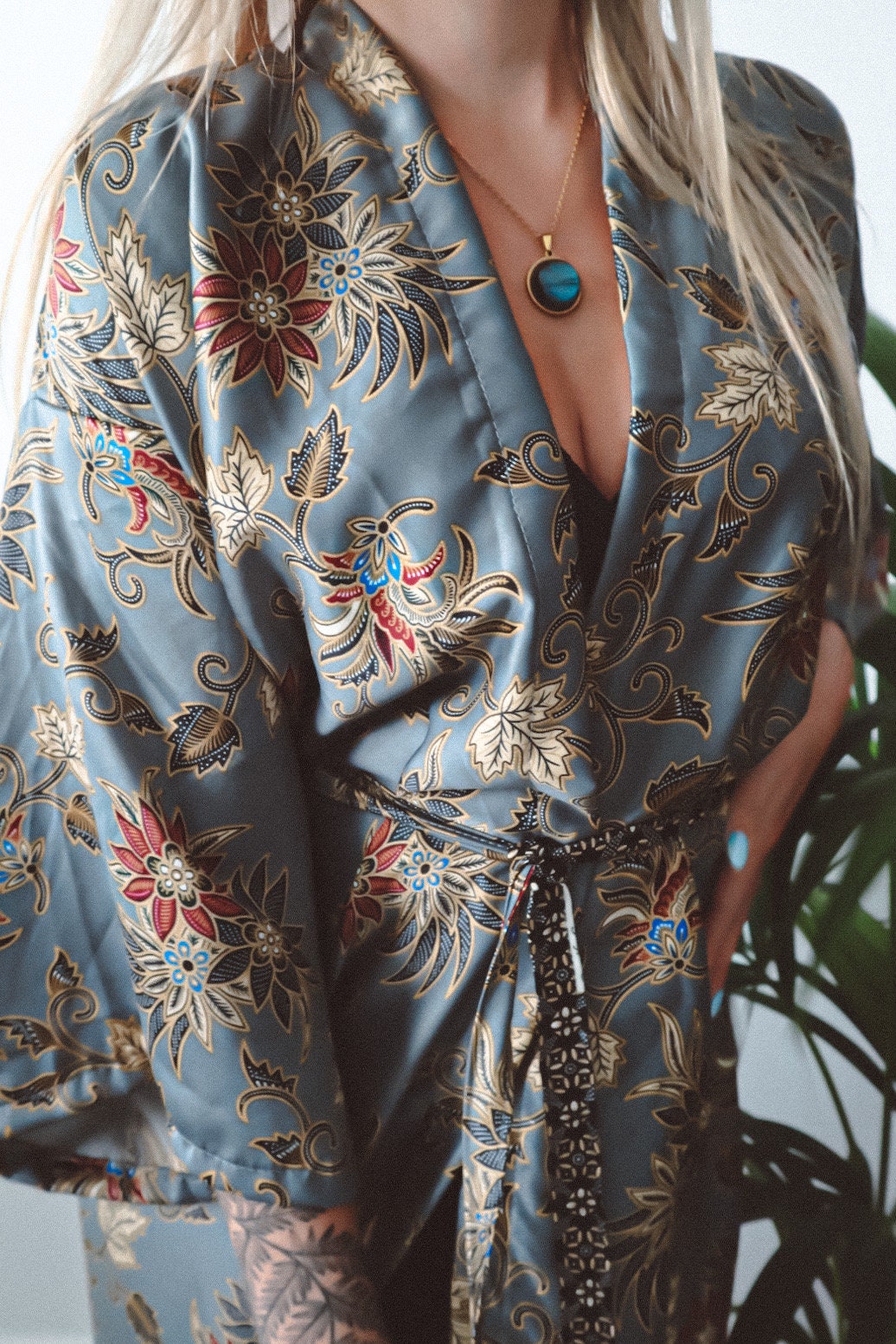Grey Silk Kimono Robe Floral - Water Lily