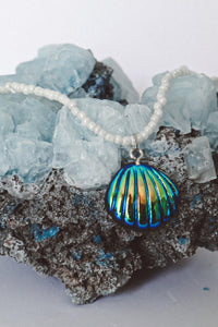 Titanium Seashell White Beaded Necklace Silver