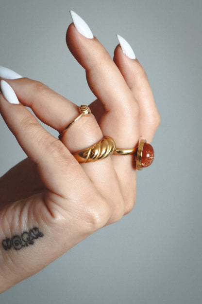 Seashell Minimalist Ring - Gold