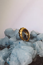 Load image into Gallery viewer, Conch Shell Ring - Gold
