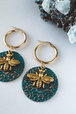 Load image into Gallery viewer, Queen Bee Hoop Earrings - Gold
