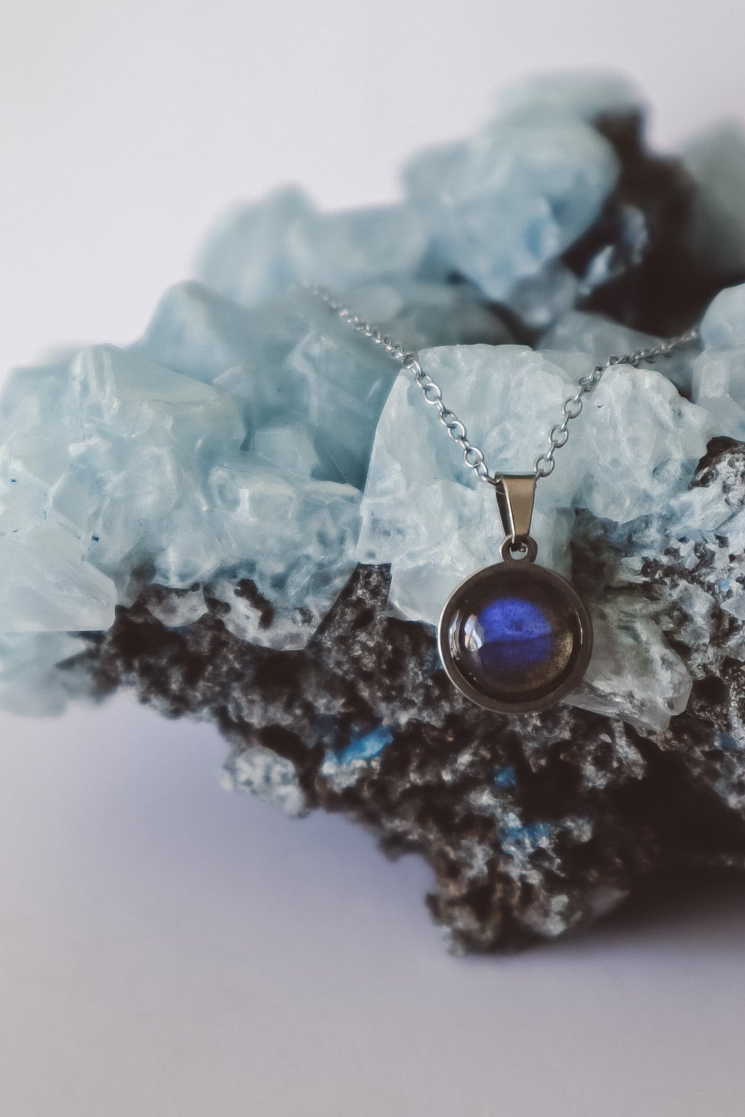 Blue Labradorite Pendant Necklace - Silver