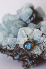 Load image into Gallery viewer, Blue Labradorite Pendant Necklace - Silver
