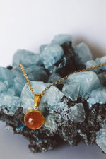 Load image into Gallery viewer, Sunstone Minimalist Pendant Necklace - Gold
