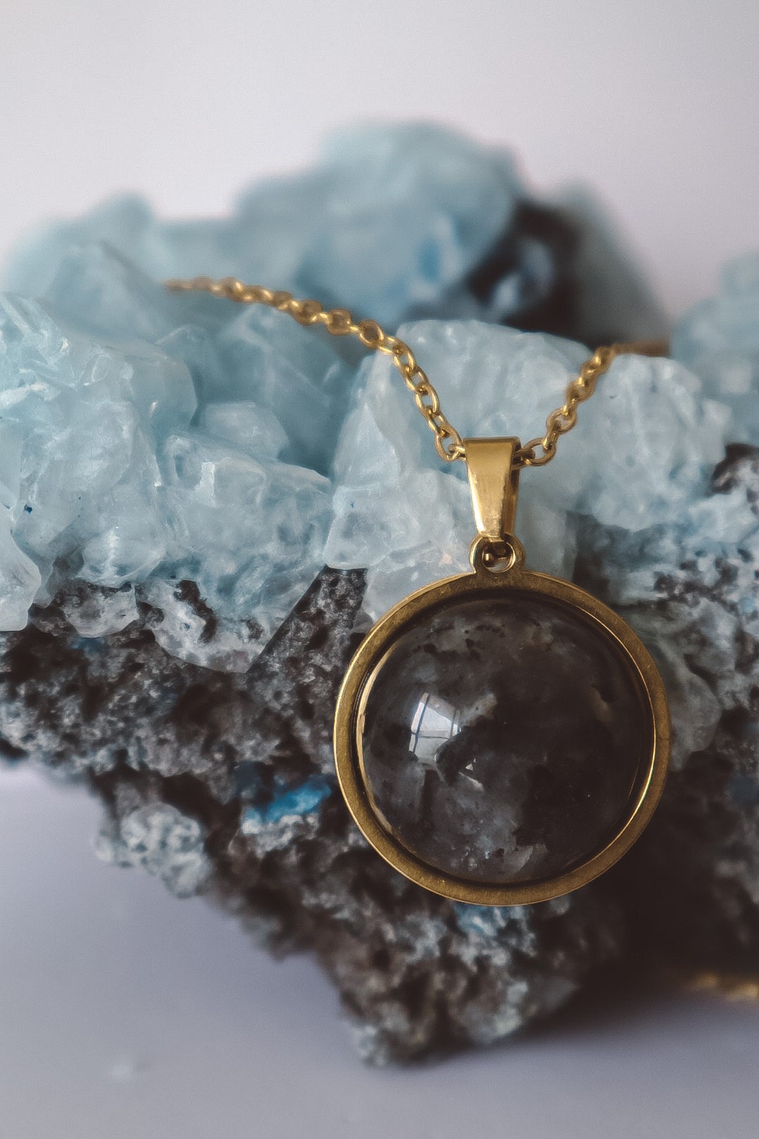 Larvikite Pendant Necklace - Gold