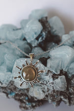 Load image into Gallery viewer, Gold Labradorite Sun Necklace - 925 Silver
