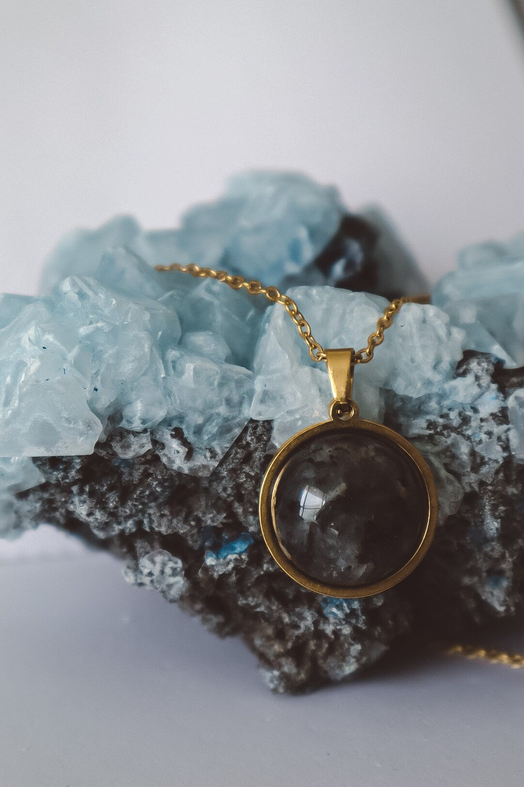 Larvikite Pendant Necklace - Gold