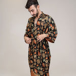 Lade das Bild in den Galerie-Viewer, Mens Black Orange Floral Silk Long Kimono Robe
